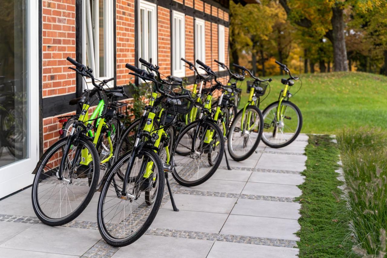 Park Am See X Nattika Ayurveda, Hotel Health Spirit Penzlin Bagian luar foto